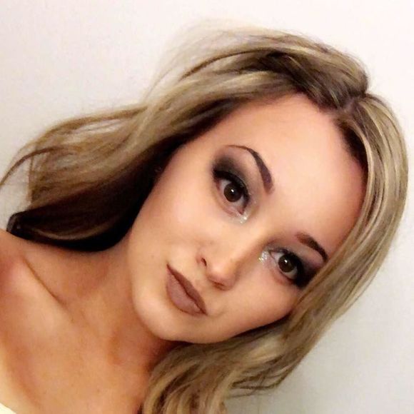 Meet the Posher Other - Meet your Posher, Alyson